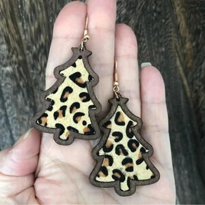 Leopard Spot Tan Beige Christmas Tree Animal Print Wooden Drop Earrings NWT